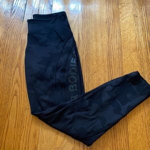 Better Bodies Black Camo Leggings